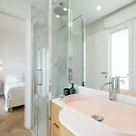 Eleganza E Design Nel Cuore Di - E Movida Villasimius