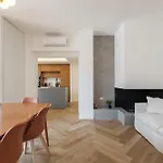 Apartment Eleganza E Design Nel Cuore Di - E Movida *