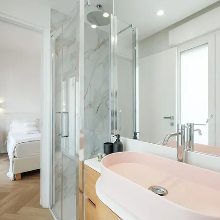 Eleganza E Design Nel Cuore Di - E Movida Villasimius