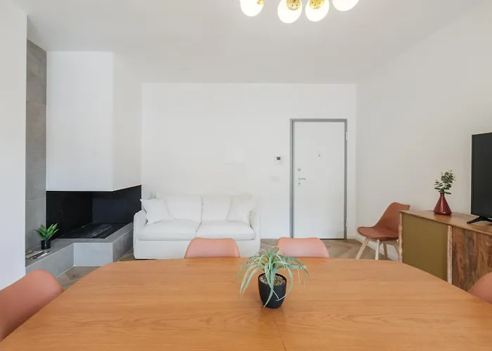 Eleganza E Design Nel Cuore Di - E Movida