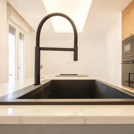 Eleganza E Design Nel Cuore Di - E Movida Апартаменти